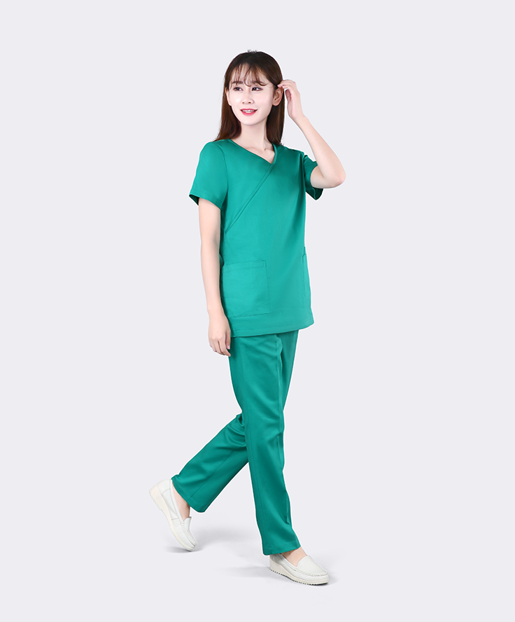 短袖套裝內(nèi)穿衣